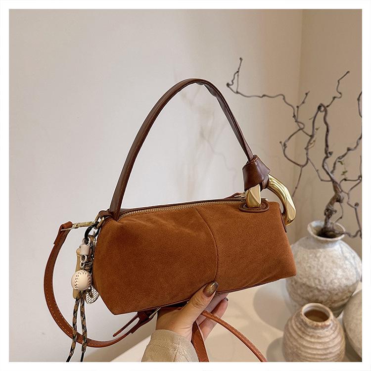 2025 Casual Suede One-Shoulder Crossbody Bag: Trendy European & American Fashion