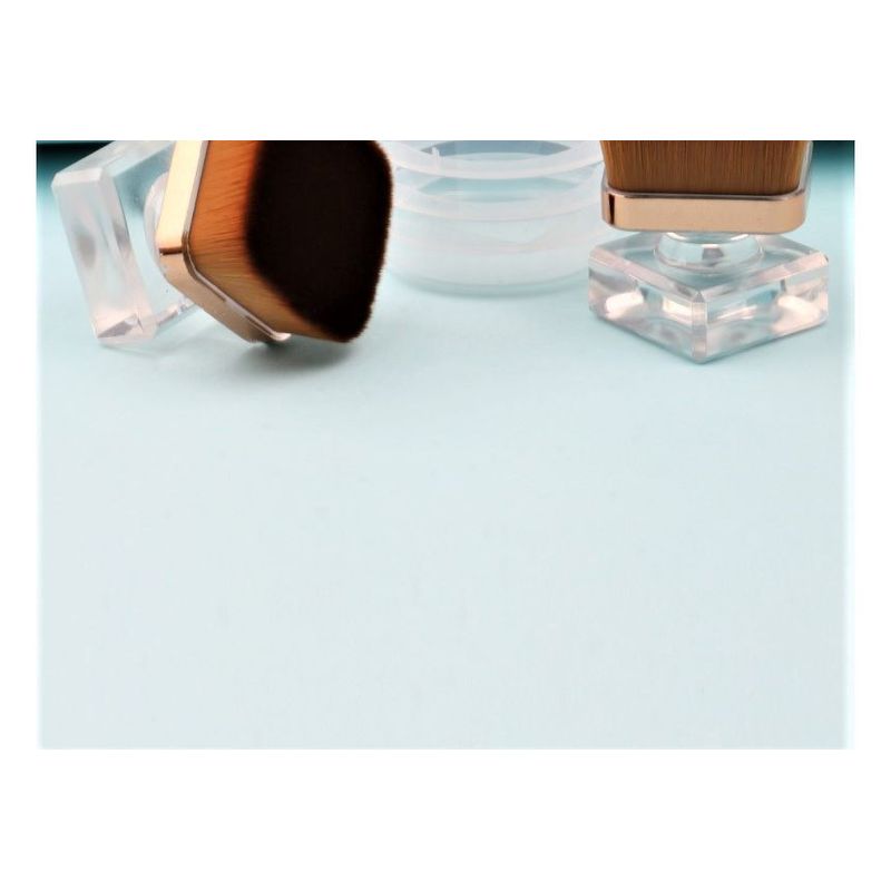NEJA - Square Foundation Brush with Case