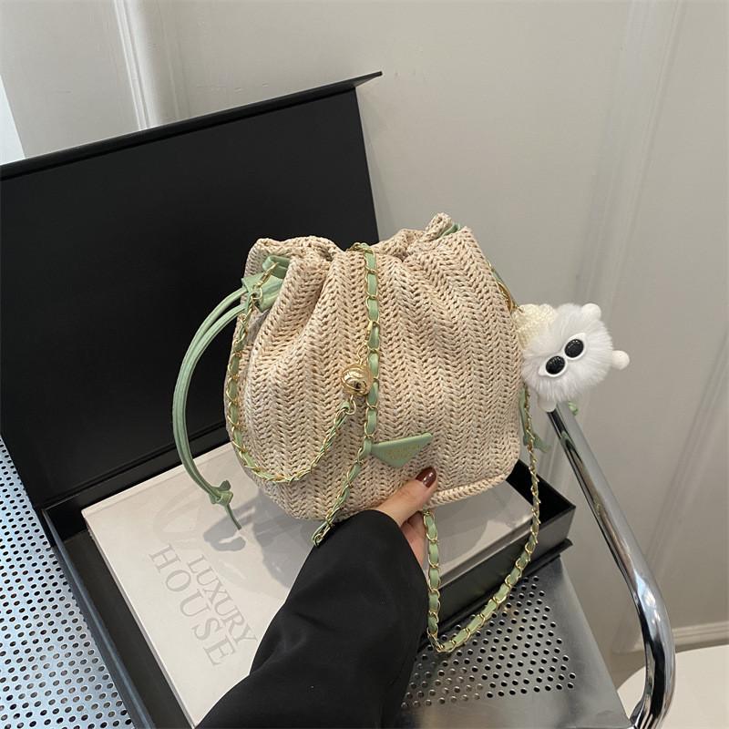 Stylish 2024 Woven Bucket Bag For Women Trendy Street Fashion Small Crossbody