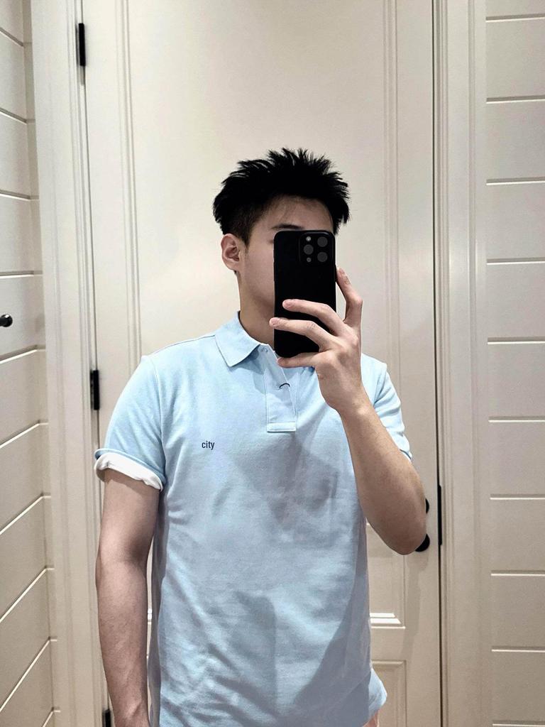 Plus Size Plaid Hooded Jacket with Detachable Sleeves - Classic Thickened Coat for Autumn and Winter