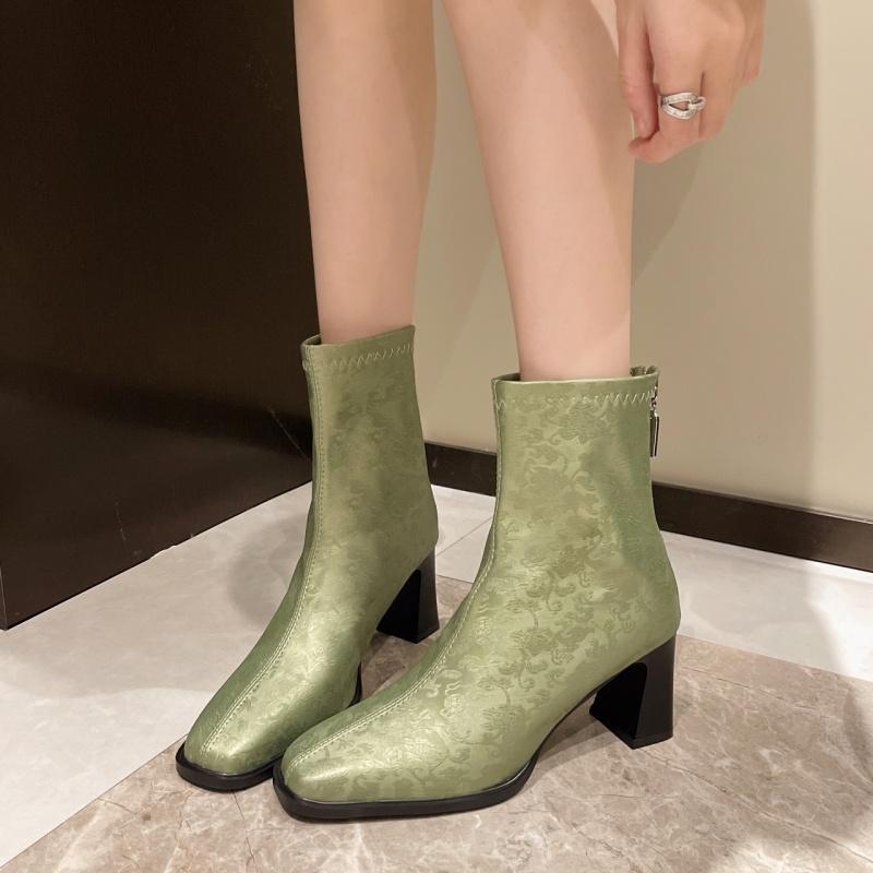 

Men Women Winter Casual Boots Comfortable Elegant New Warm Protection for Cold Weather Insulated Material for Winter Comfort 35