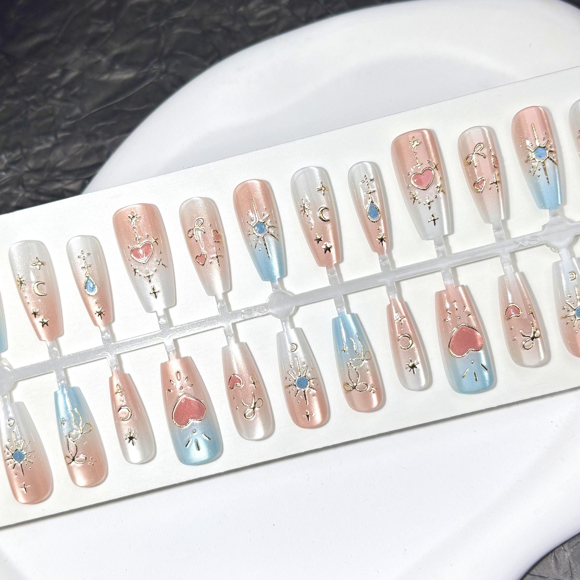 

Рококо Девочка-волшебница Стойкие розовые сердечки Фея Наклейки для ногтей