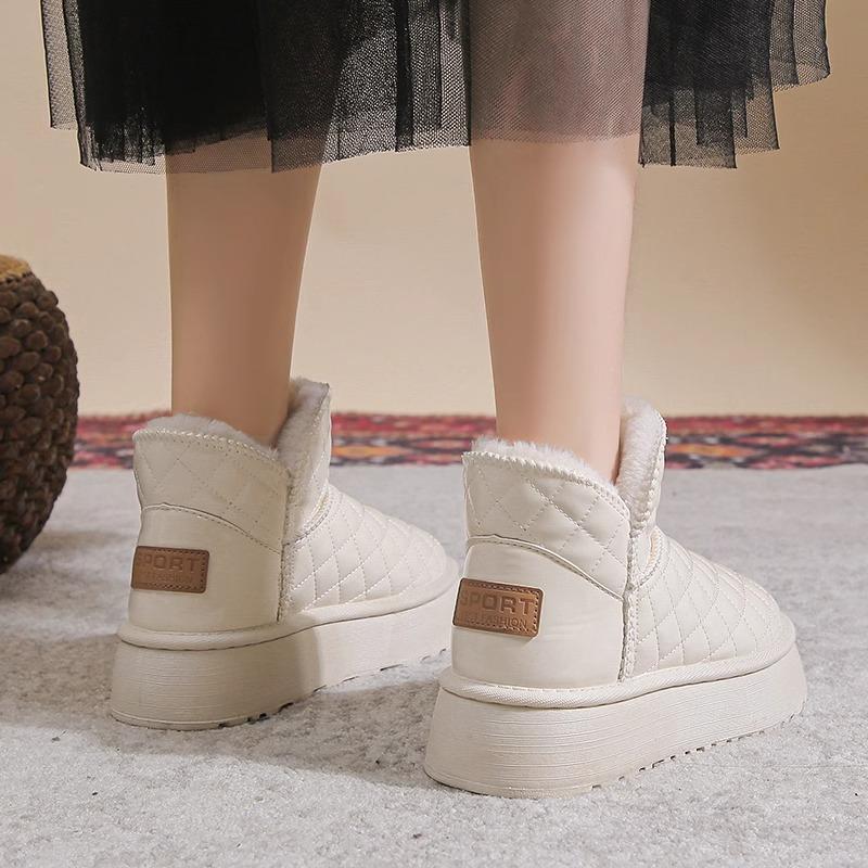 Thick-soled snow boots for women's 2025 new winter waterproof and non-slip velvet thickened foreign-style warm Northeast cotton shoes