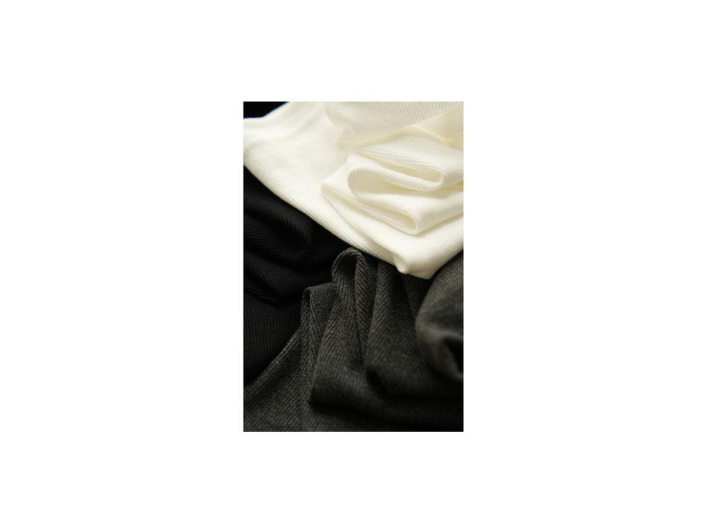 Damen Slim Fit Langarm Rundhals T-Shirt mit geripptem Henley-Kragen