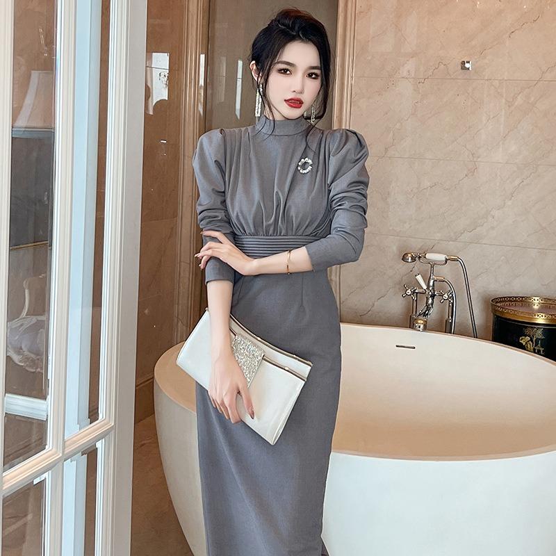 Women's Professional Dress Vintage Crew-neck Pleated Fanny Pack Hip Commuter Dress