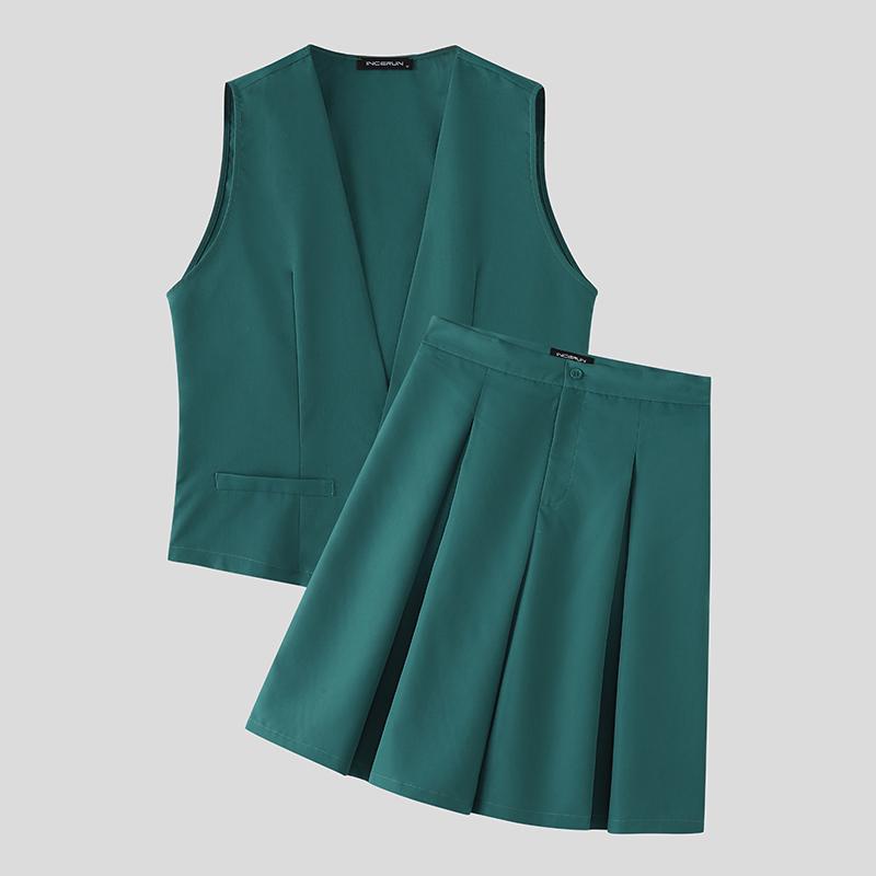 INCERUN Two Pieces Men V Neck Thin Sleeveless Vest and Pleated Shorts Clothing Sets