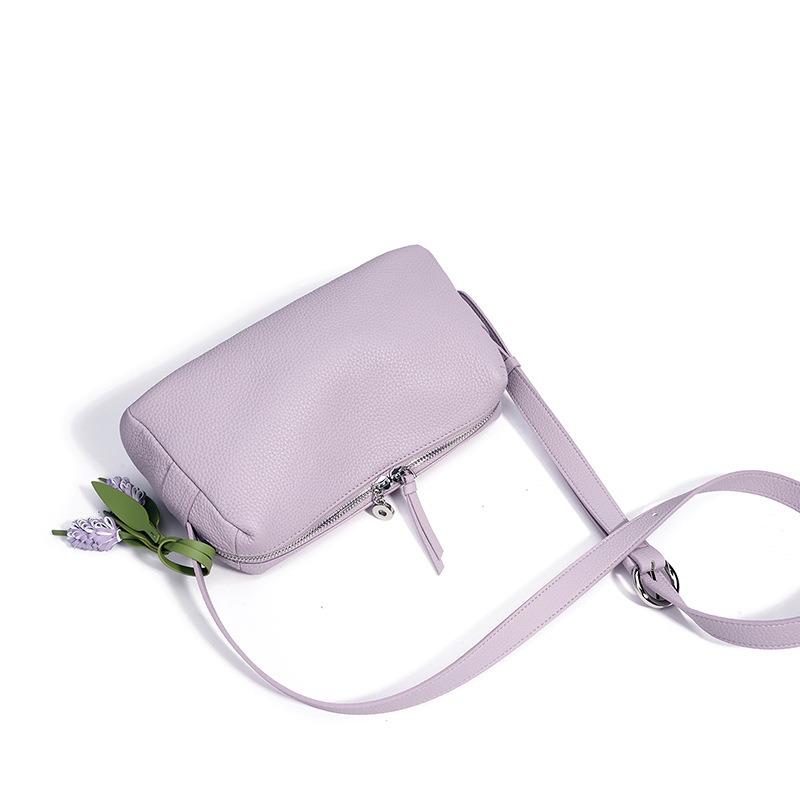 Large Capacity Handheld Women's Bag Light Luxury Leather Pillow Bag Design Sense Niche Fashion Versatile Premium Underarm Shoulder Bag