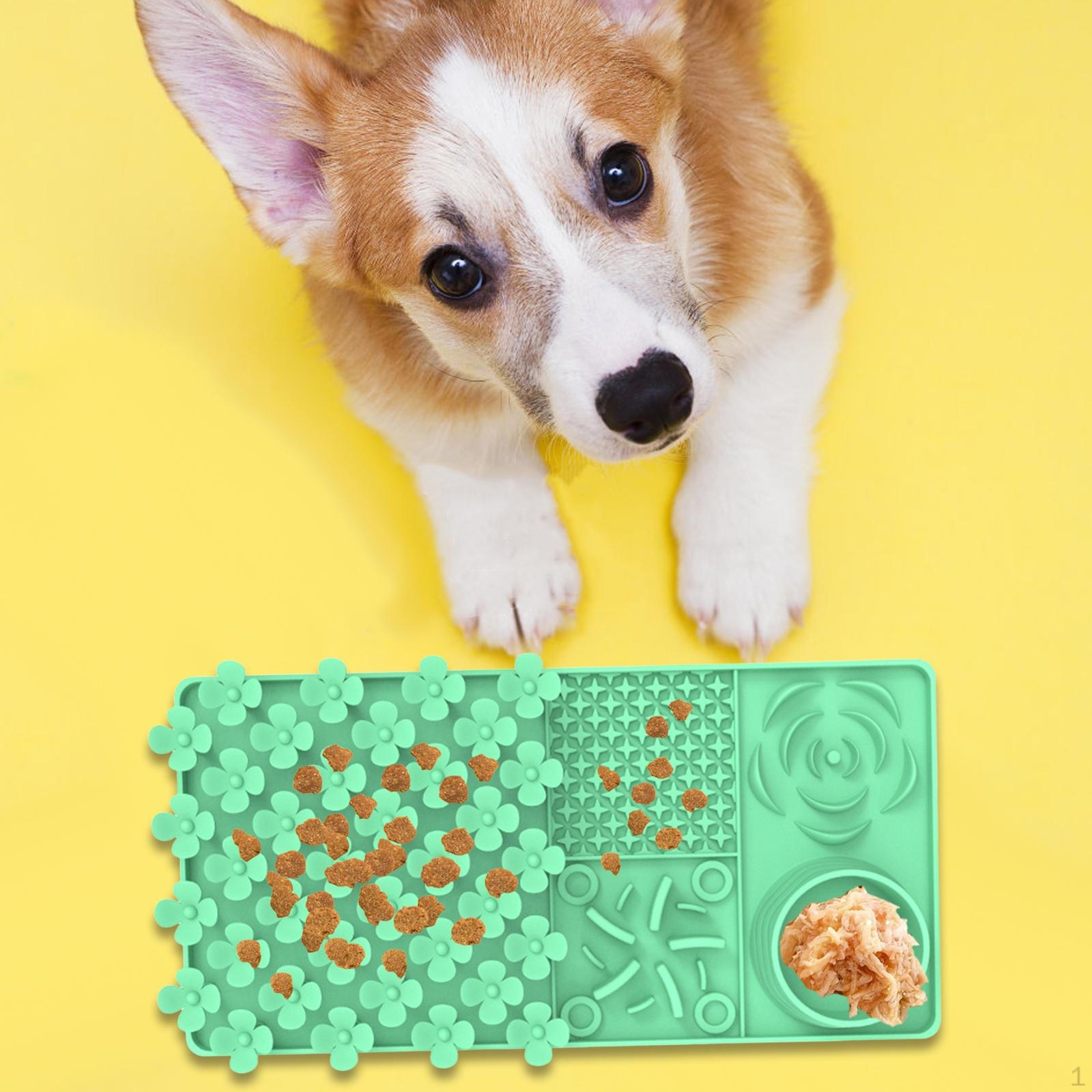 

Dishwasher Safe Sniff Mat And Lick Pad for Dogs Cats 5 in 1 Design Suitable All Breeds зелений