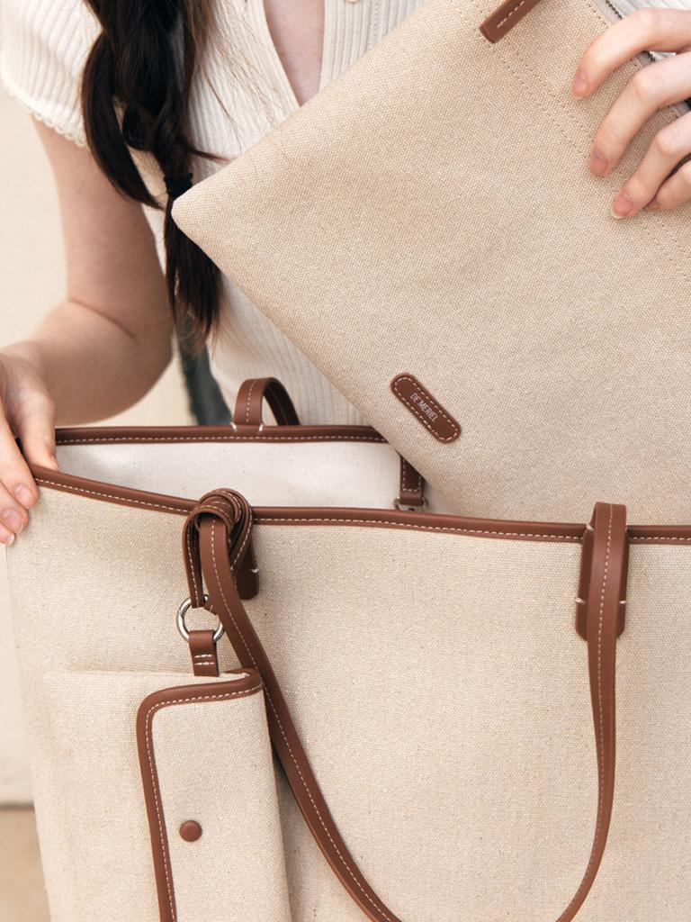 Demeriel Canvas Carry All Bag