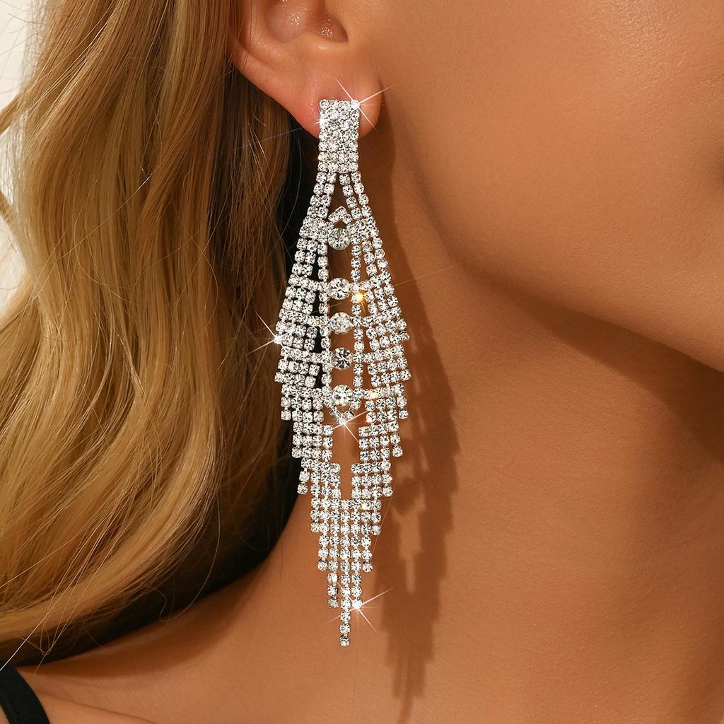 New Trendy Luxury Exquisite Sparkling Diamond Tassel Hollow Earrings, Versatile Accessories, Holiday Gifts for Girls