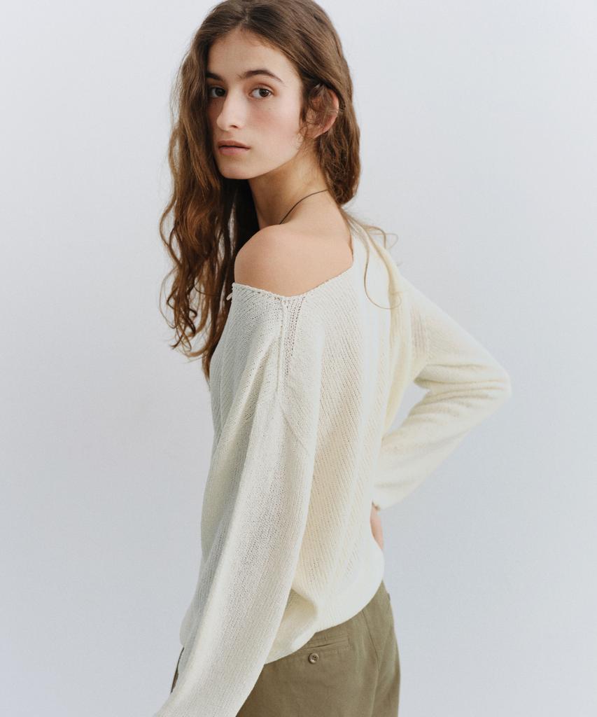 Yulago Pearl Button Boatneck Knit