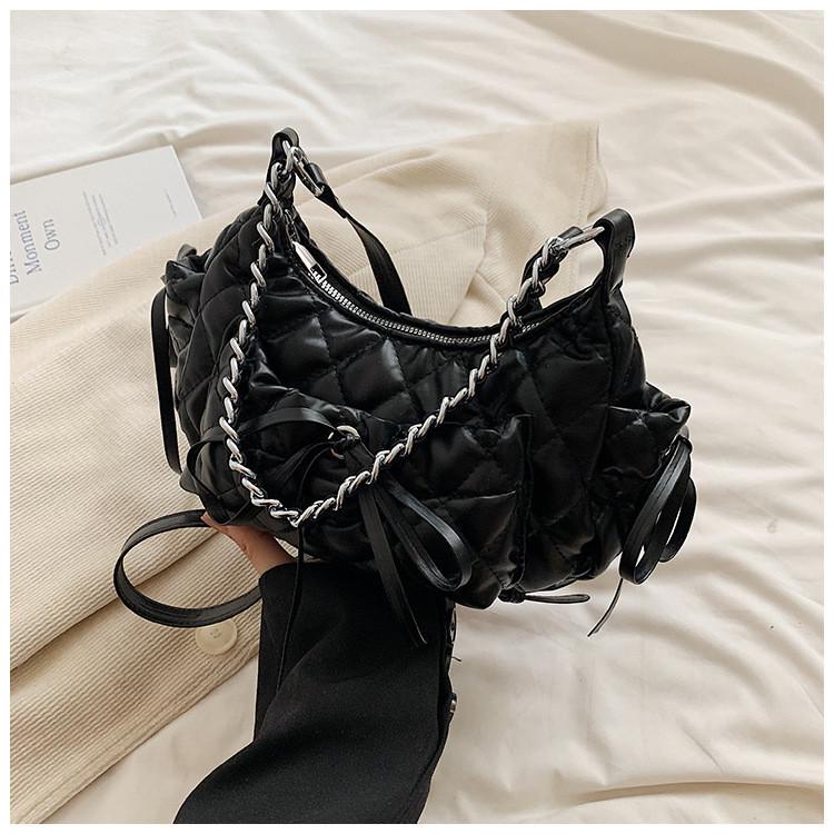 Ielgy Sweet Style Bow One-Shoulder Underarm Bag Trendy Diamond Chain Messenger Bag