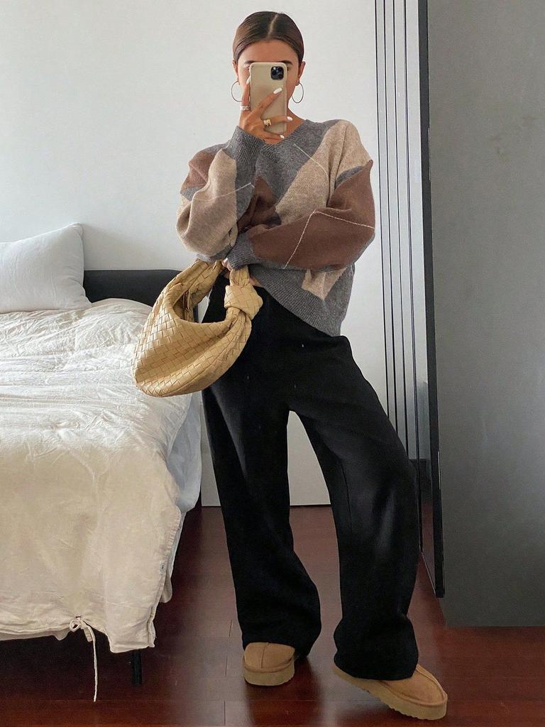 Vintage Contrast Rhomboid V-Neck Sweater Top