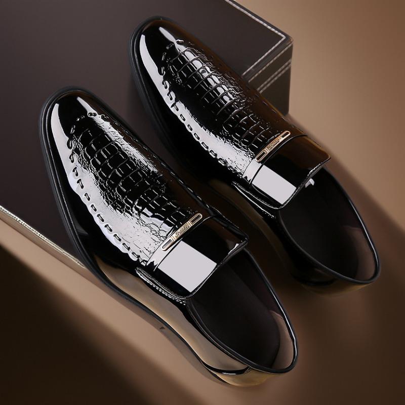 Herren Klassische Kleiderschuhe Herren Business Lederschuhe Übergröße Büro Hochzeitsparty Oxford Schuhe Spitze Zehenpartie Plateau Arbeit Loafer