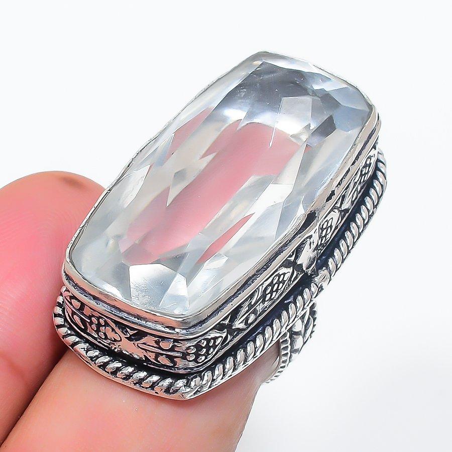 

Кольцо из серебра 925 пробы с натуральным белым топазом, размер 6,5 z3U94