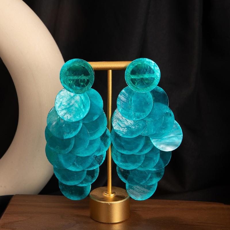 Exaggerated Shell, Fringed Stud Earrings, Women'S Atmosphere, Big Earrings, Summer Vacation Wind Photo, Giant Film Temperament Earrings