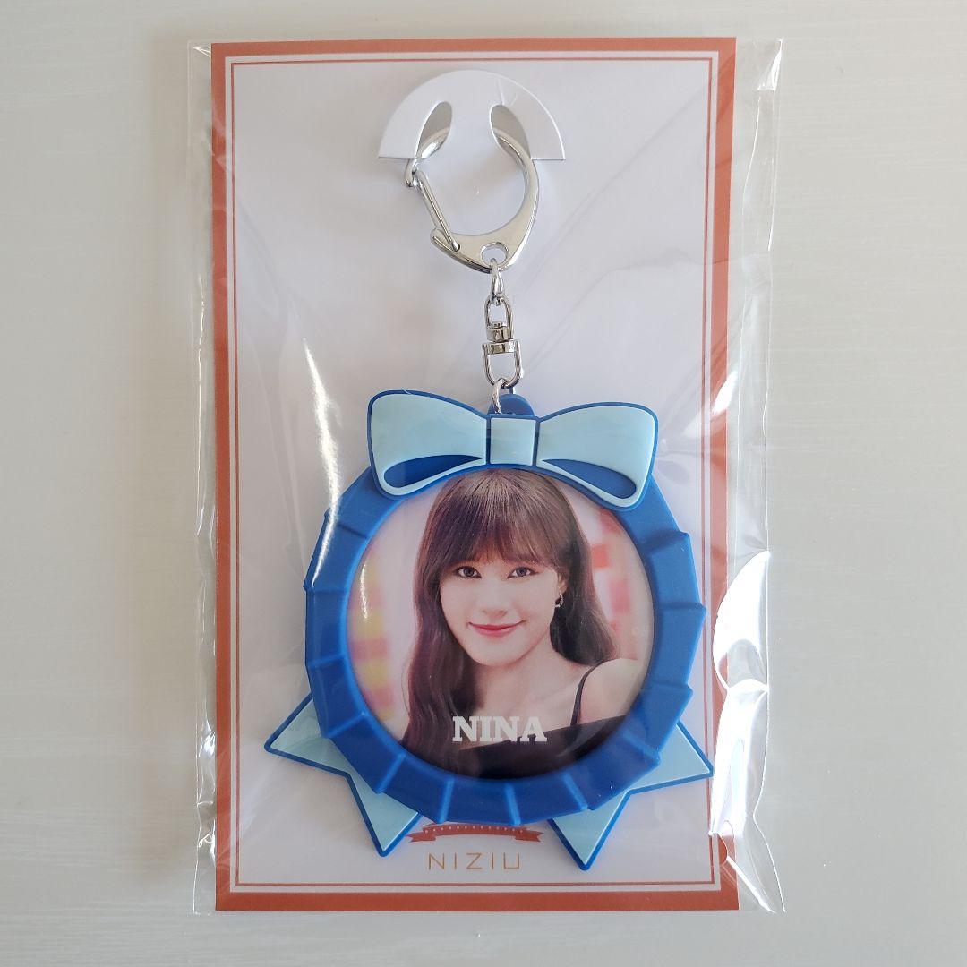 

[USED] NiziU Nina 3rd Anniversary Badge with Case NINA