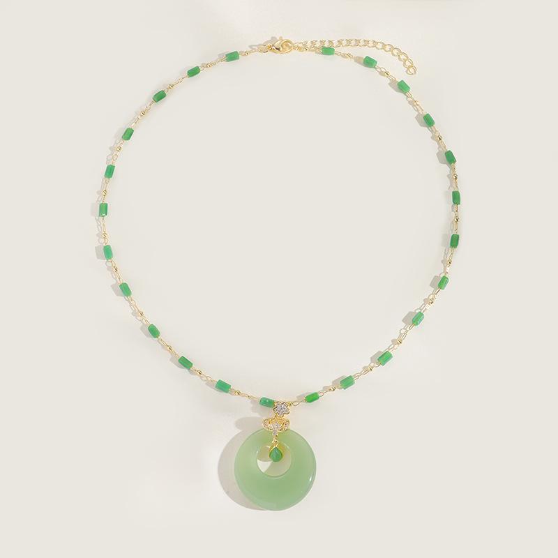 

Изумрудное ожерелье с пряжкой безопасности Женское Ретро китайский стиль Хэтяньский нефрит Капля воды Сердце Подвеска Ювелирные изделия