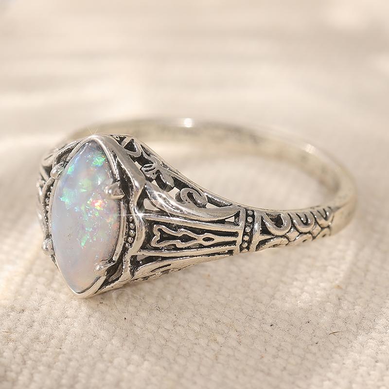 Vintage Inlaid Faux Opal Women's Ring Dazzling CopperColor Hand Carving Daily Wear Party Jewelry Anniversary Gift
