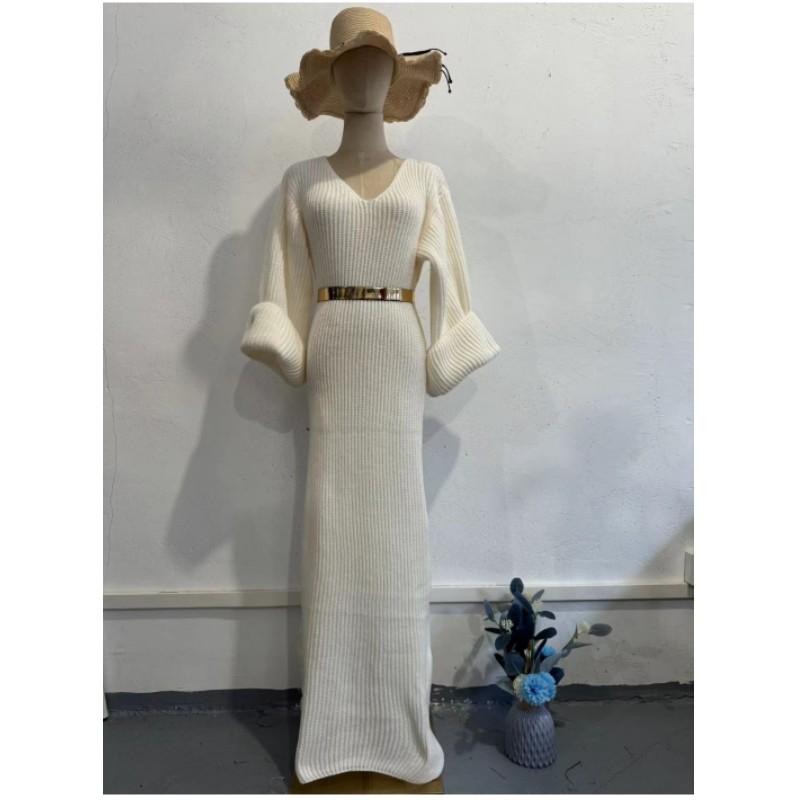 Rochii de damă de toamnă și iarnă, de culoare uni, cu tricot destul de top, cu mâneci lungi, cu decolteu în V, subțiri