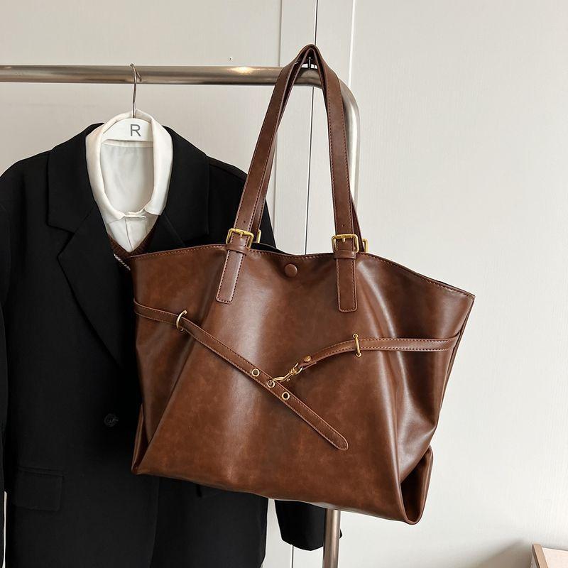 Designer Retro PU Leather Shoulder Handbag for Women Winter Trend Fashion Handbags Females Travel Luxury Tote Bags CLE