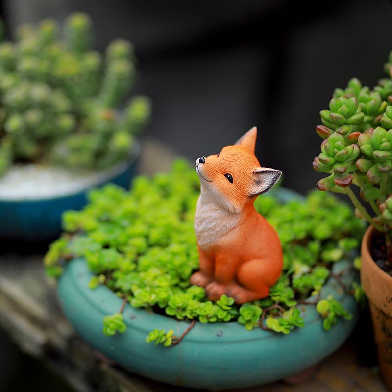 Nine-Tailed Fox Succulent Decoration with Monkey Tail Cactus In Balcony Flower Pot