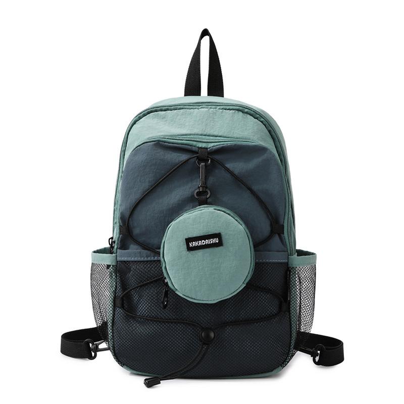 

2025 new fashionable American pleated design sense retro casual backpack high value commuter versatile backpack зелёный