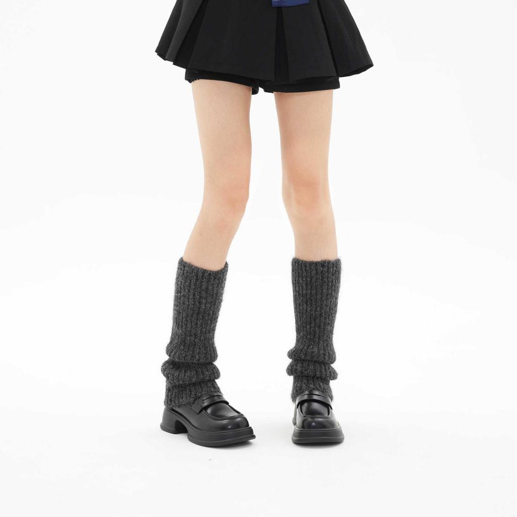 Thick Knit Korean-Style Mid-Calf Scrunch Socks - Warm, Solid Color, Chunky Ribbed Leg Warmers