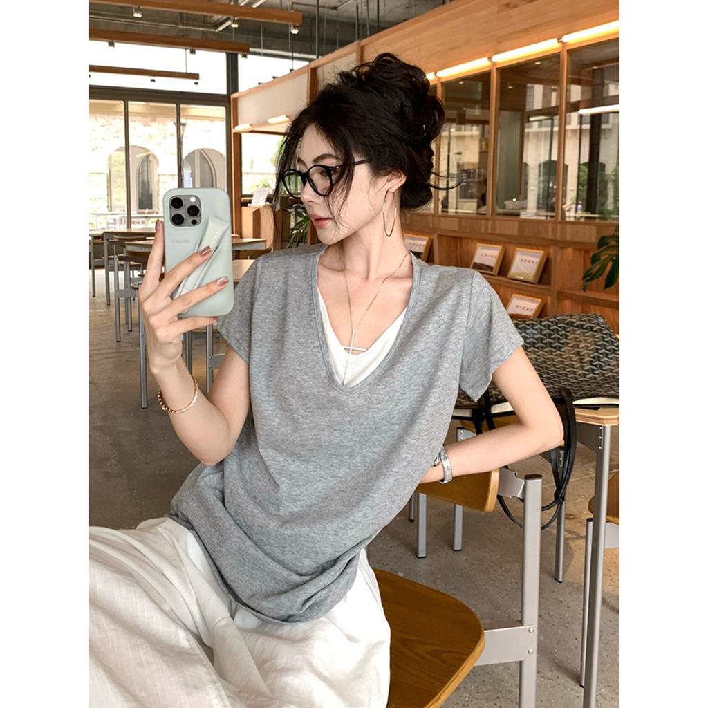 Women's V Neck Short Sleeve Top Loose Fit Casual Fake Two Piece Tee Patchwork Solid Color Blouse