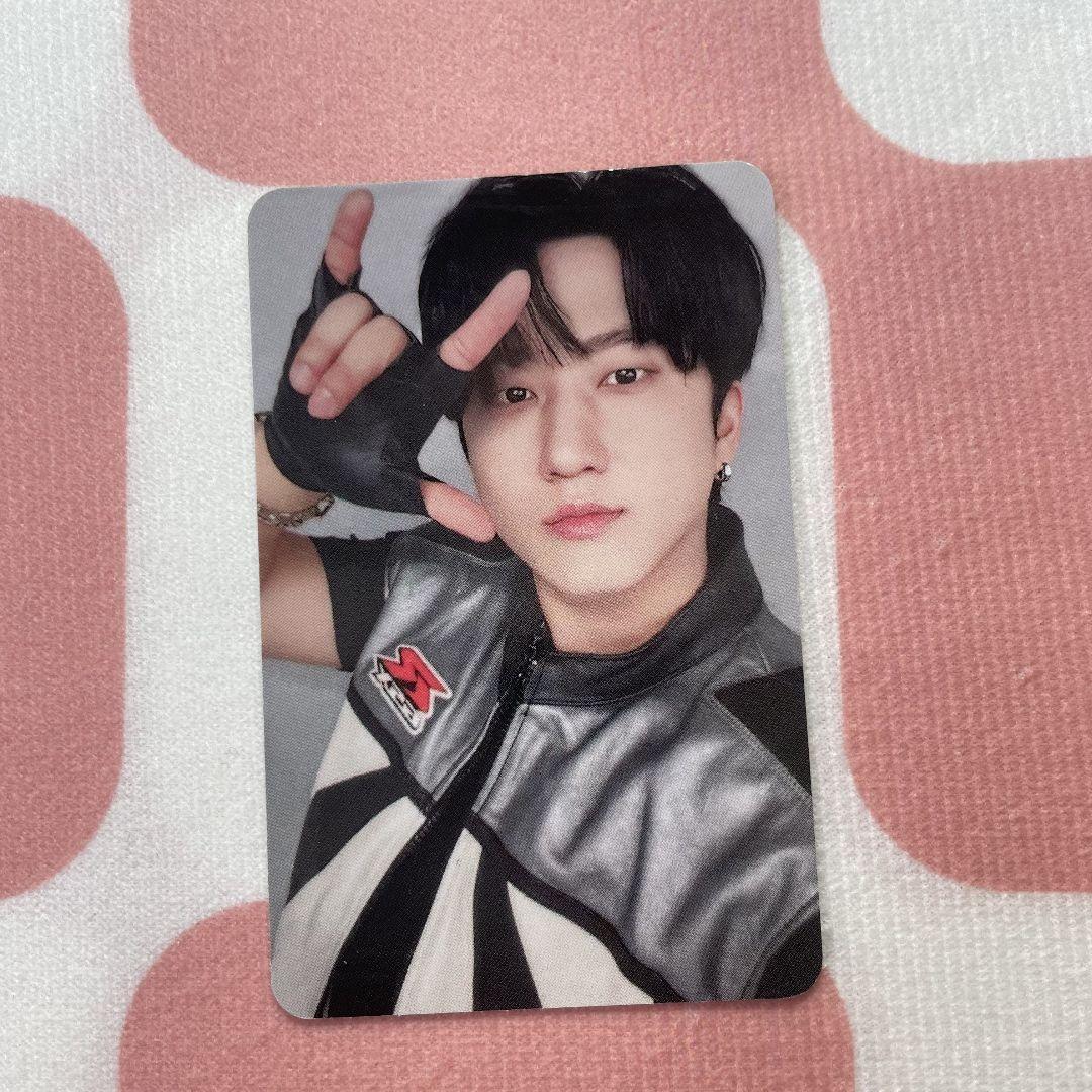 

[USED] StrayKids Sanok 2nd Week Limited Trading Card Changbin Raku-STAR