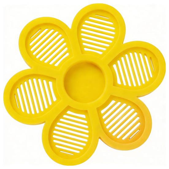 Floating Bee Station Flower Shaped Floating Bee Watering Station Butterfly Bee Feeder for Feeding Bee Bath Outdoor Garden Decor