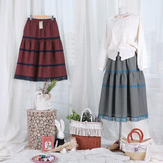 Seutailbaimiin Checkered Skirt