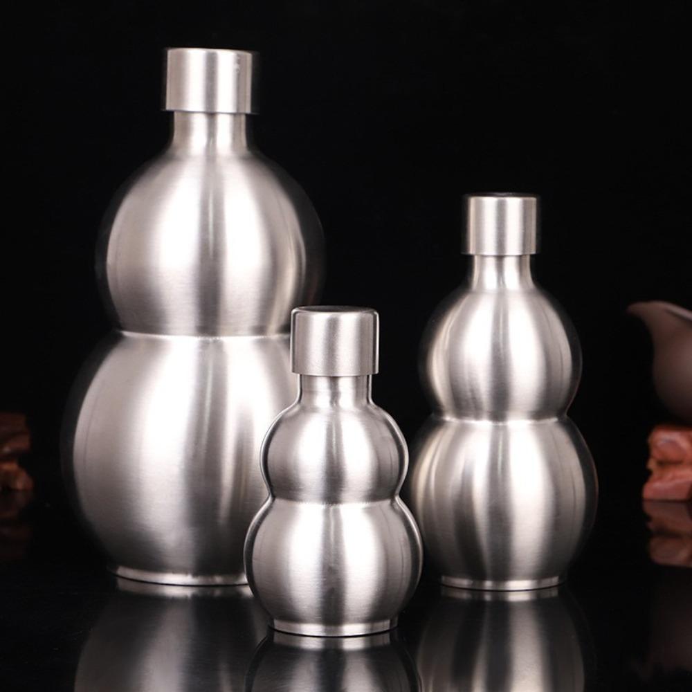 

250 500 1500ML Hip Flask Metal Water Kettle Outdoor Gourd Water Bottle 250ml