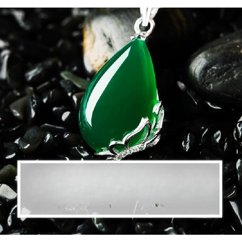 925 Silver Necklace Female Green Chalcedony Butterfly Pendant Fashion Ornament