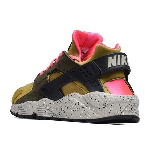 Nike Air Huarache Premium