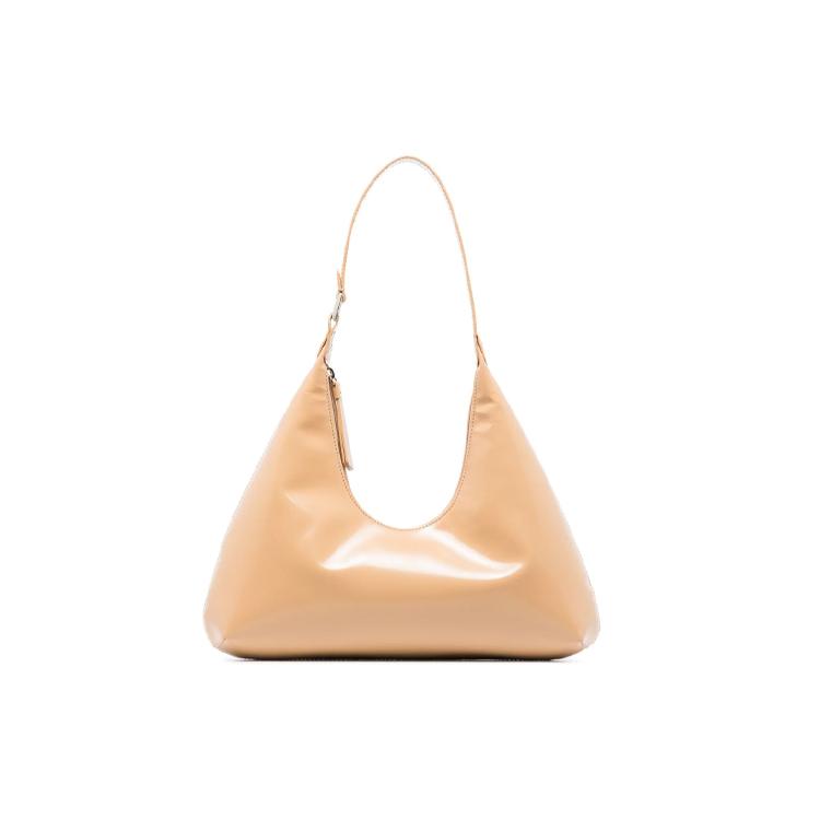 

New By Far Cow Leather Vintage Semi Patent Leather Shoulder Bag Women s Cream 20PFAMRSCEWLAR 35.1*8.1*29.0CM