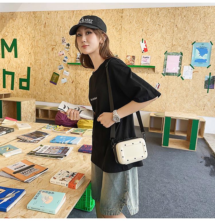 Men's Crossbody Bag: Simple, Versatile, Casual Single-Shoulder Commuter Bag, Soft Shell, Phone Holder, Small Square Design.