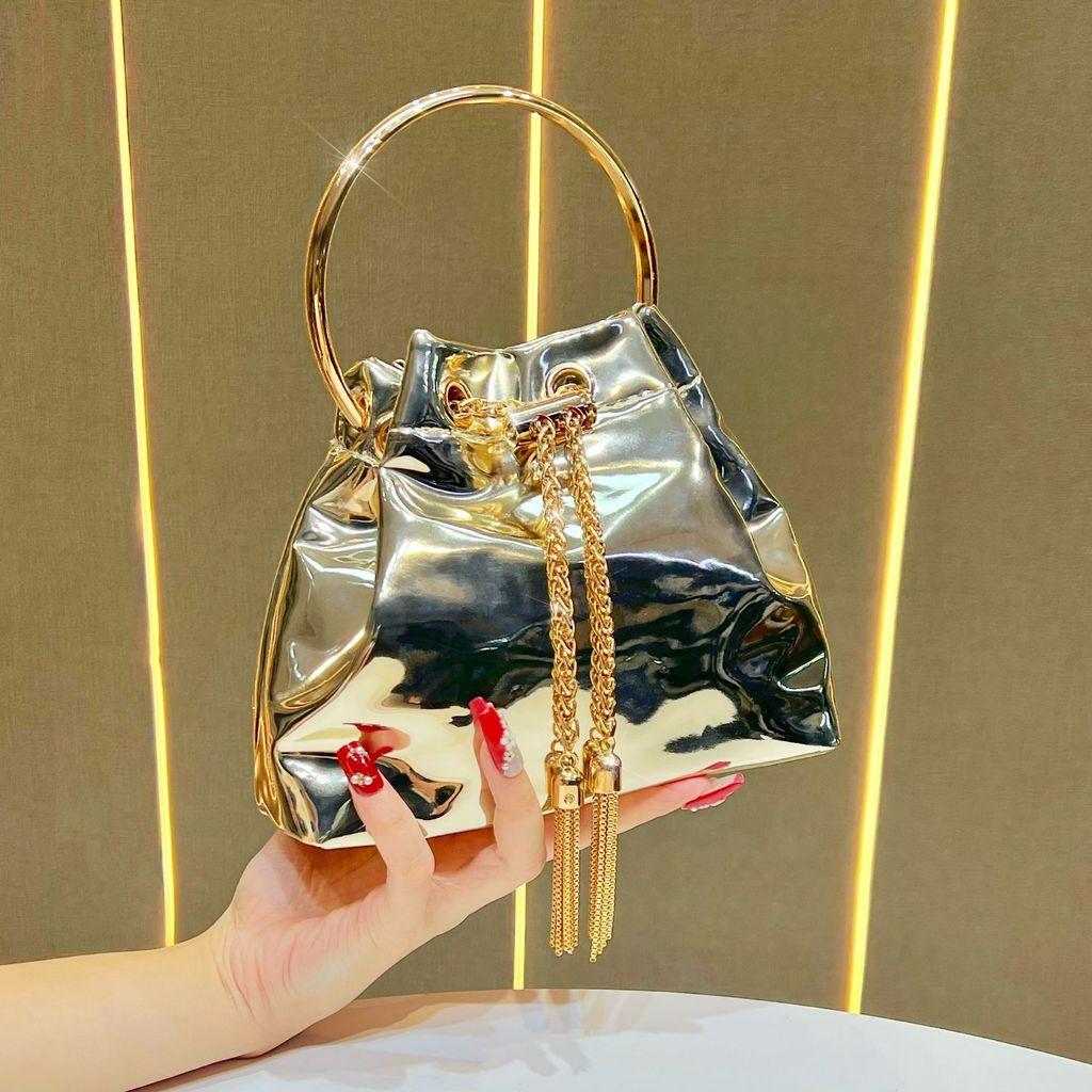 Pvc Water Bucket Bag With Chain For Daily Use And Evening Events