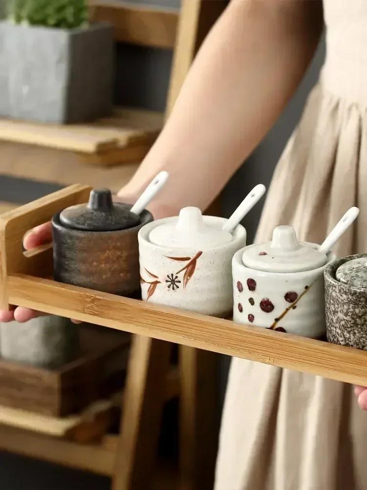 Retro Ceramic Seasoning Jars Salt and Pepper Shakers Kitchen Spice Tools Spice Organizer Jars Seasoning Box Kitchen Accessories