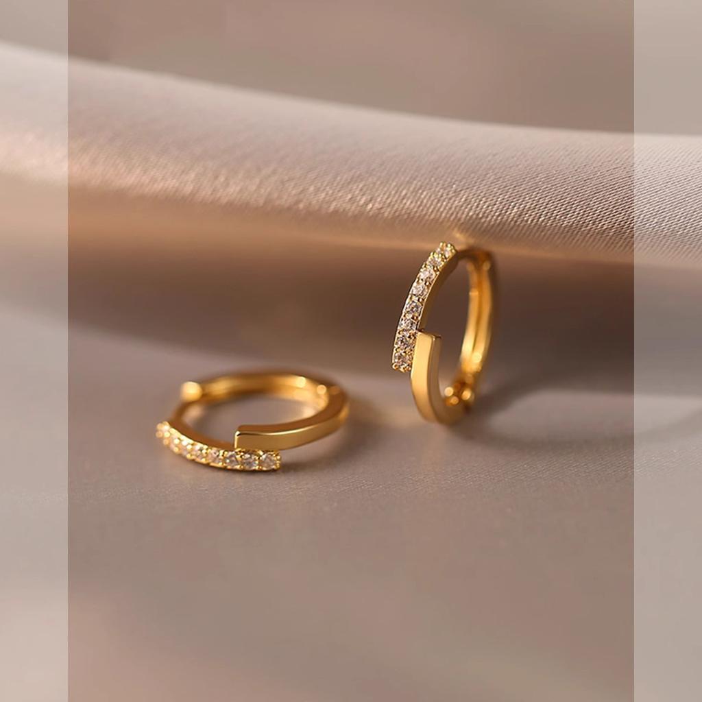 Simple Micro-set Earrings Niche Design Advanced Ear Buckle Hundred Match Light Luxury Earrings Trendy Elegant Lady's Accessories Classic Jewelry