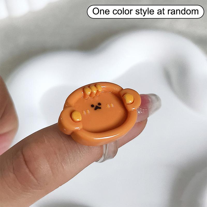 1Pcs New Design Cute Resin Ring Paint Palette Mini Portable Ins Wind Cute Finger Palette Tone Nail Tools Art Supplies