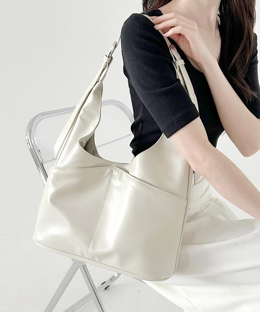 Leneoro Suar Hobo Shoulder Bag (2 Colors)