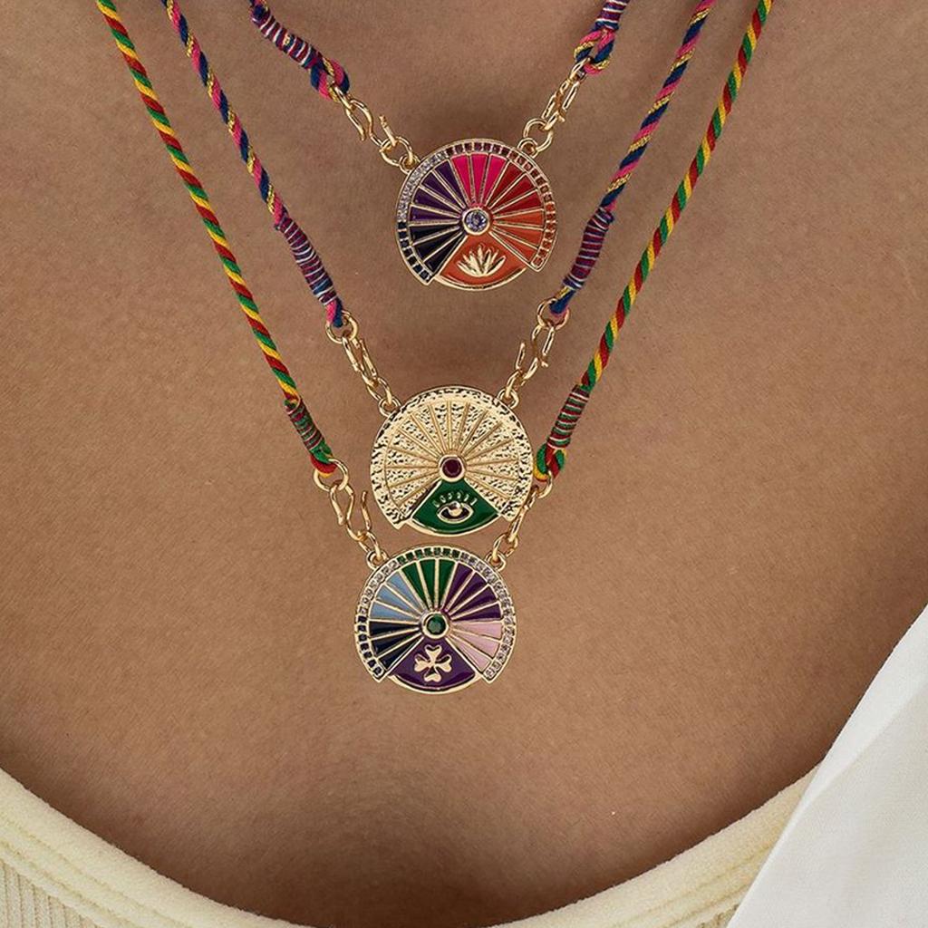 Rotatable Tarot Coin Necklace Adjustable Chain Length Mystical Design Neckchain for Occult Enthusiasts and Lover