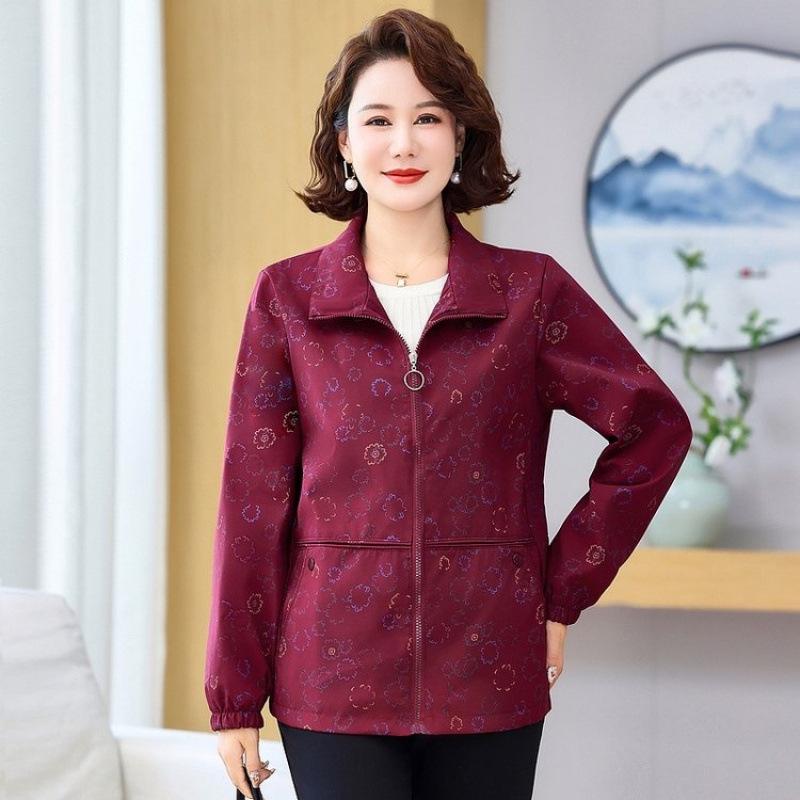 Fashionable Spring & Autumn 2026 Hooded Windbreaker for Middle-Aged & Elderly Women - Stylish Casual Jacket Coat Cardigan