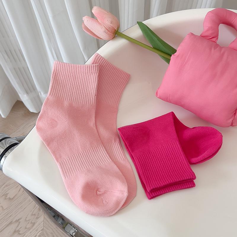 

Women Spring and Autumn Trend Solid Color Waist Skateboard Sports Tube Socks 1 pair рожевий червоний колір