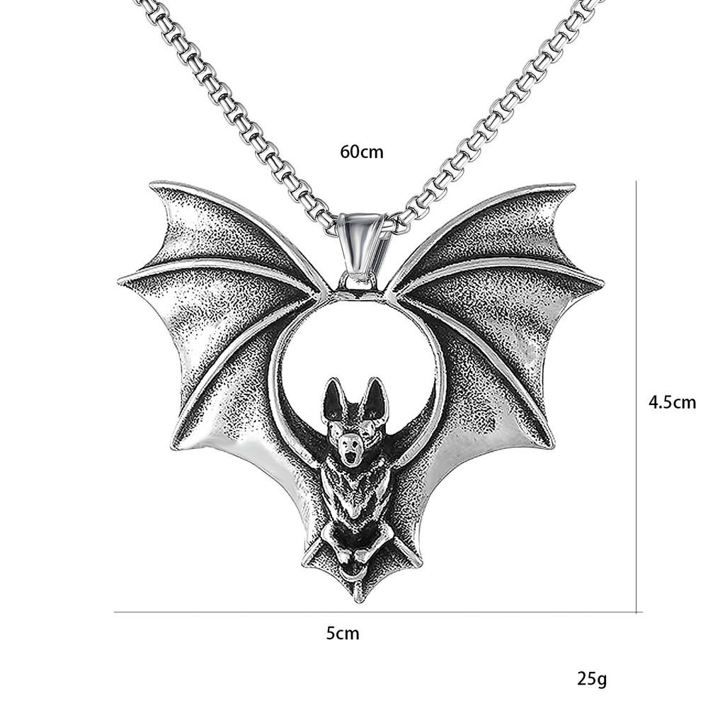 Bat Pendant Necklaces for Men Stainless Steel Chain Clavicle Chain Retro Punk Accessories Halloween Gift Jewelry