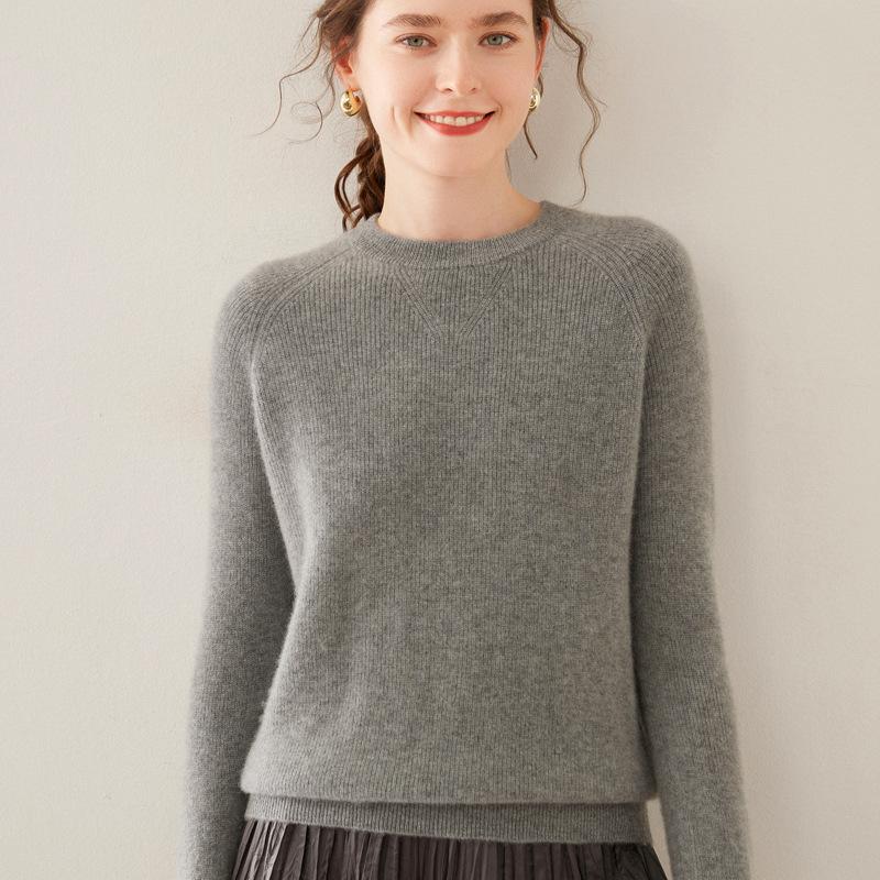Autumn and Winter Style Ingot Needle Round Neck Cashmere Sweater for Women Lazy Warm Sweater Fashionable and Versatile Base Sweater