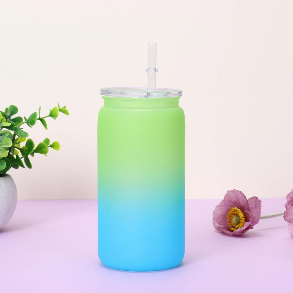 16oz Farbverlauf Becher mit Strohhalm - Sturzsicher Tragbare Kunststoff-Wasserflasche Praktischer Hitzebeständiger Sublimationsbecher für Zuhause & Outdoor
