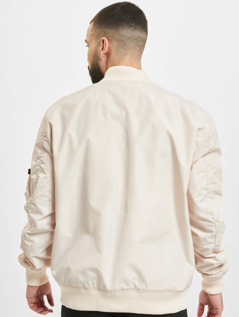Демисезонная куртка Alpha Industries MA-1 TT Man (191103) stream white