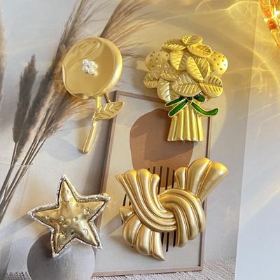 Mittelalterliche Schlichte Goldene Mattgoldene Brosche Retro Hof Einfache Und Vielseitige Korsagen-Accessoires